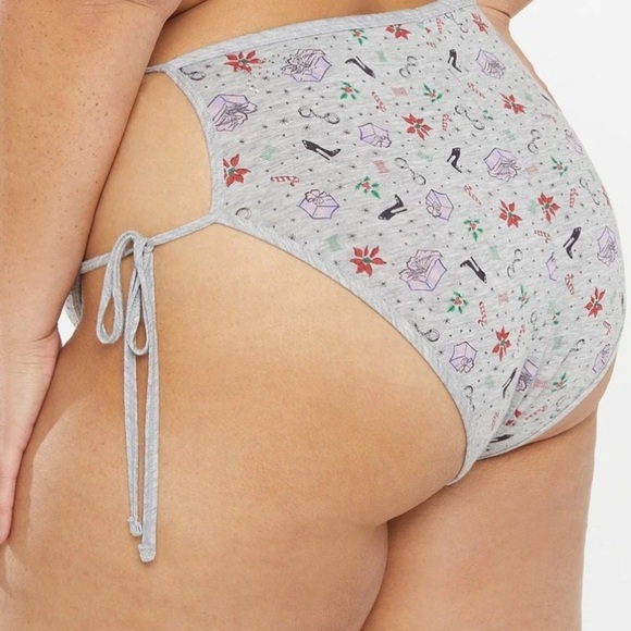 Savage x fenty TIS THE SAVAGE HOT SHORT - Picture 2 of 5